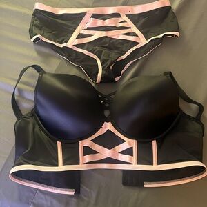 Torrid plunge push-up longline bra and midrise cheeky panty set